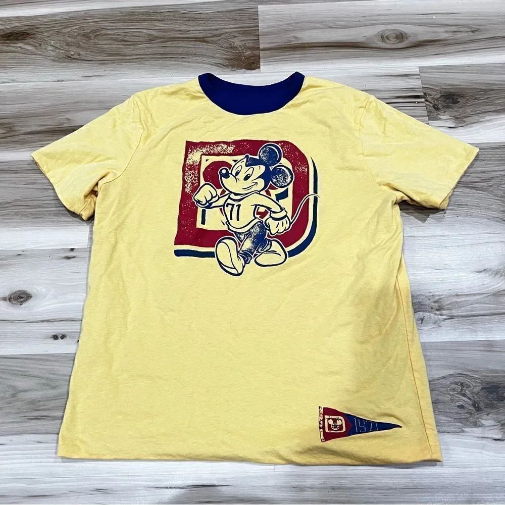 Walt Disney World Reversible Blue Yellow 1971 Mickey Graphic Tee Men’s Medium